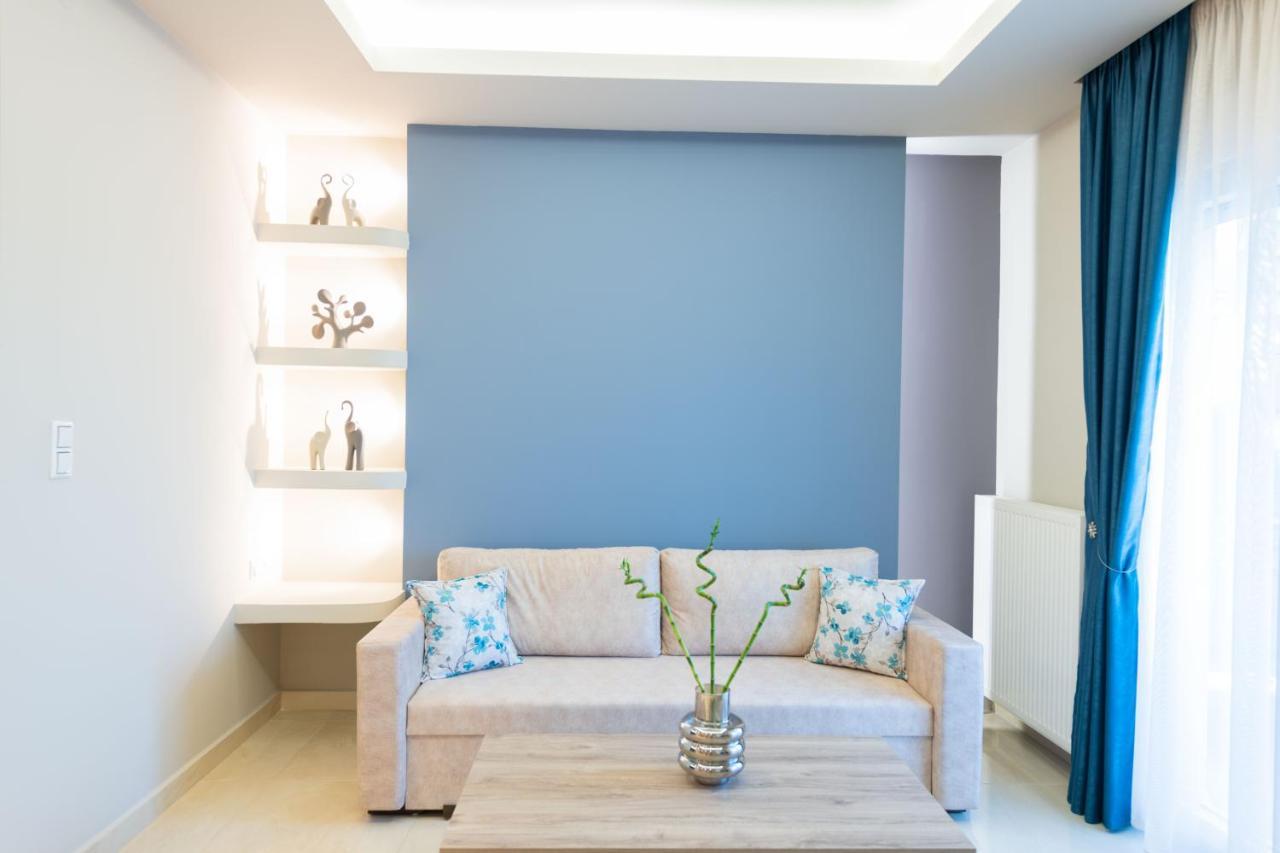 Apartment Velvet Blue *